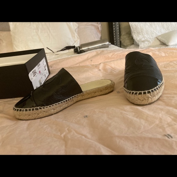 Chanel Black Espadrilles slides - Picture 10 of 12